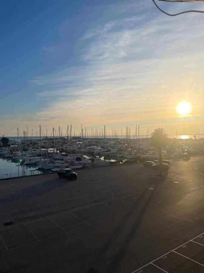 Borgo Damare Nettuno Vista Mare Appartement Buitenkant foto